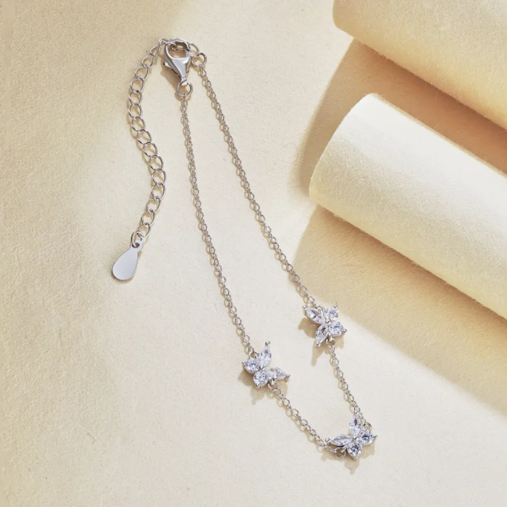 Bracelet with star-shaped stones